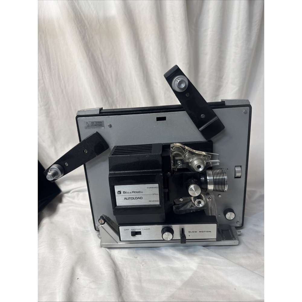 Bell & Howell Autoload 198L Super 8 Movie Film Projector, Powers On